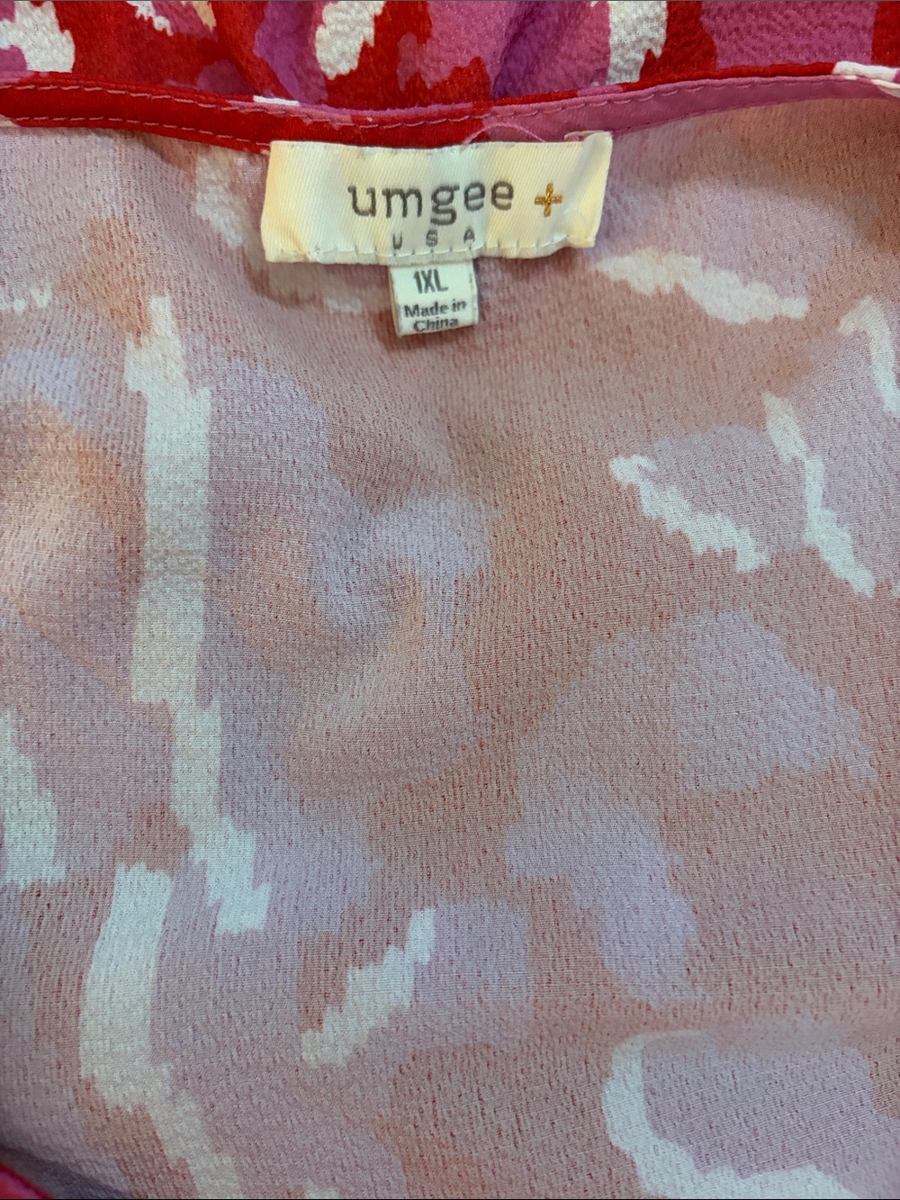 Umgee Pink & Red Patterned Tiered V-Neck Tunic dress - Picture 2 of 6